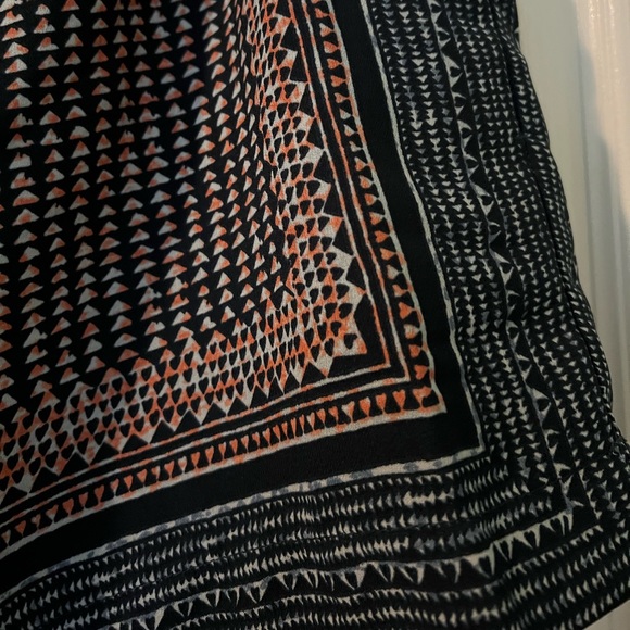 BCBG navy and black printed mini shorts - Picture 2 of 4